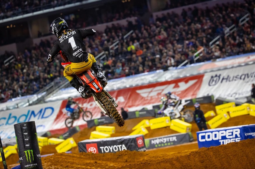 Resultados e V&Iacute;DEOS da 8&ordf; etapa do AMA Supercross | Arlington