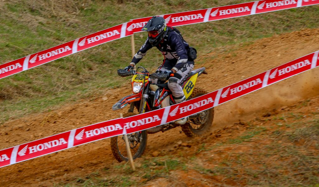 Etapa de abertura do Brasileiro de Enduro FIM &eacute; marcada por grandes disputas