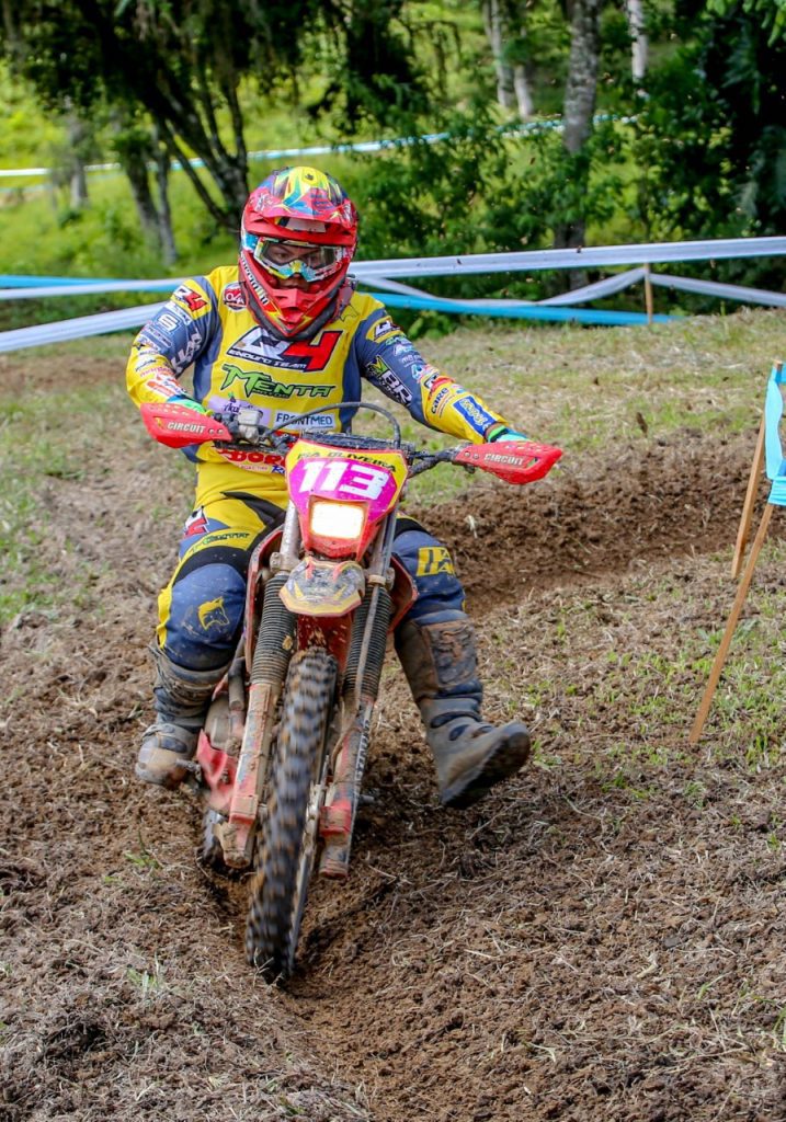 Etapa de abertura do Brasileiro de Enduro FIM &eacute; marcada por grandes disputas
