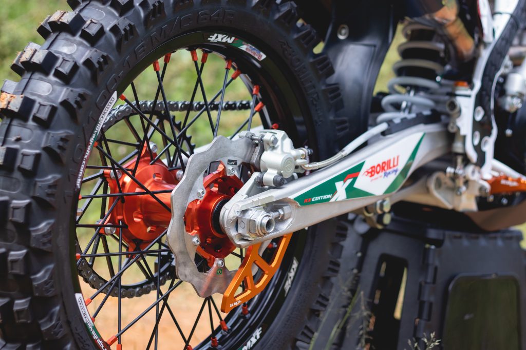 MXF Motors apresenta edi&ccedil;&atilde;o especial ‘Six Days’ da 300RX