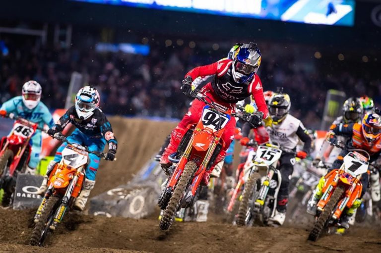 Atualização | AMA Supercross marcado para 15 de maio, já?