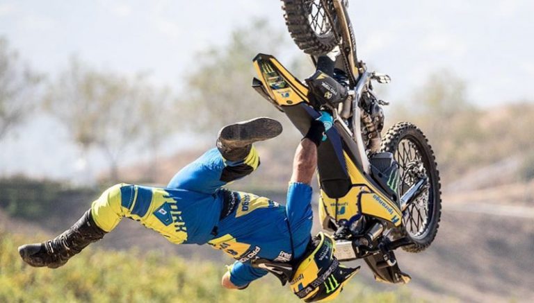 Assista ao show de Fred Kyrillos nos EUA e concorra a um boné!