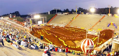 Assista ao Brasileiro de SUPERCROSS 2008, Jorge Balbi Jr foi o campe&atilde;o!