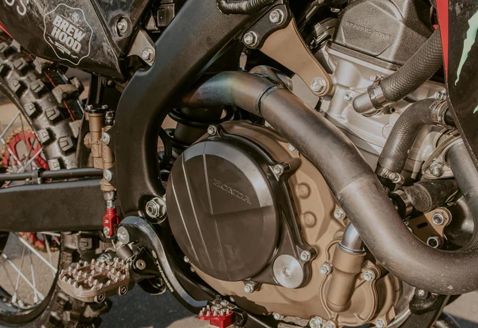 Como ficou a CRF 450F personalizada do Fred Kyrillos