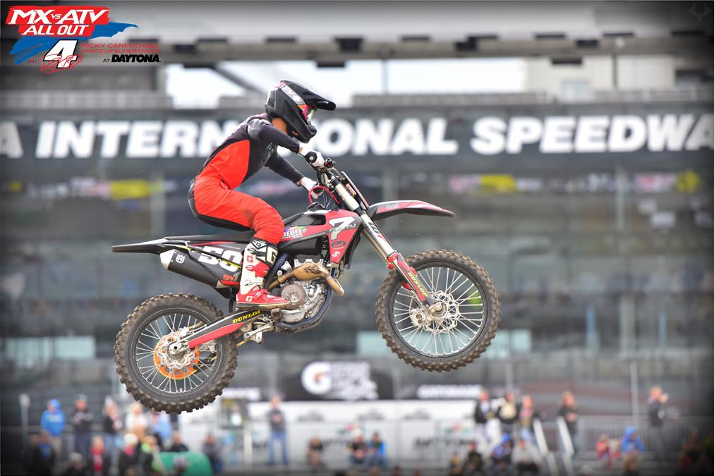 Mateus Oliveira, mais um jovem Brasileiro acelerando em pistas Norte Americanas