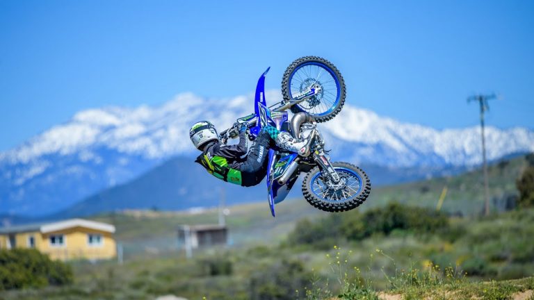 Dirt Shark lança novo Vídeo de 2 tempos com Jarryd McNeil | FreeRide