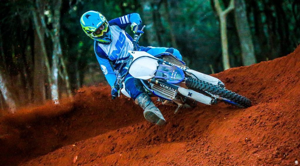 Entrevista Maiara Basso rec&eacute;m contratada da Yamaha Racing Brasil