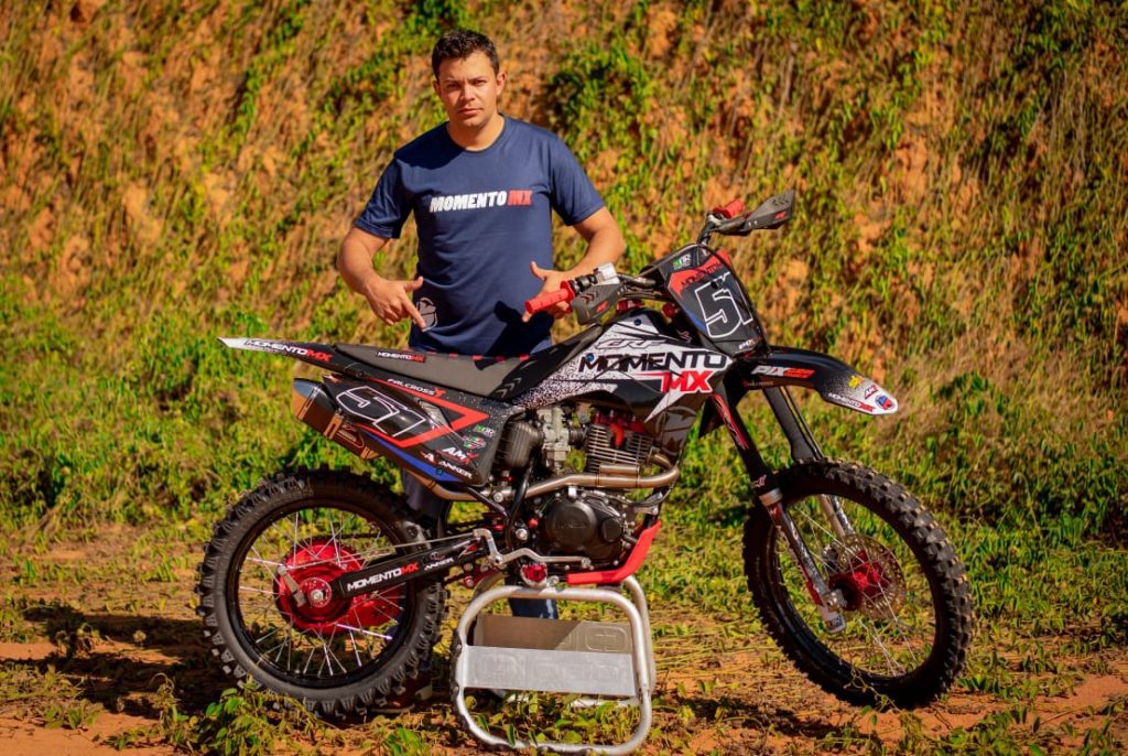 Momento MX sorteia CRF topo de linha