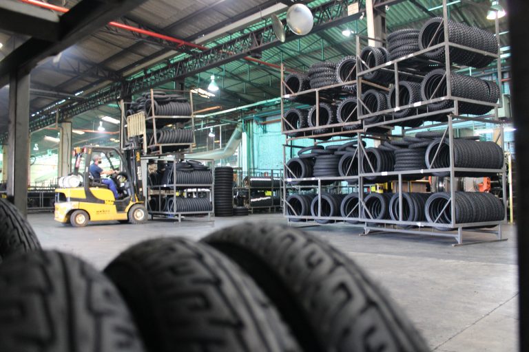 Na contramão do mercado, Rinaldi Pneus registra crescimento no primeiro semestre de 2020