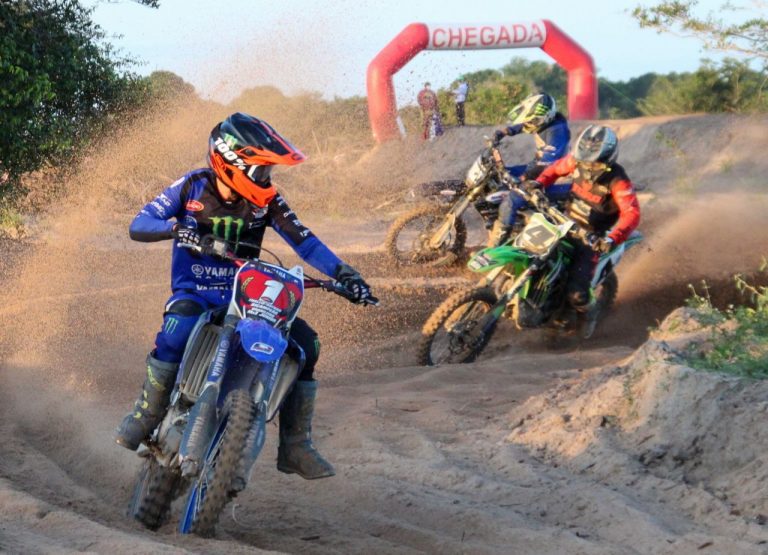 Motocross retorna no país com evento-teste de inauguração da pista em Aquiraz (CE)