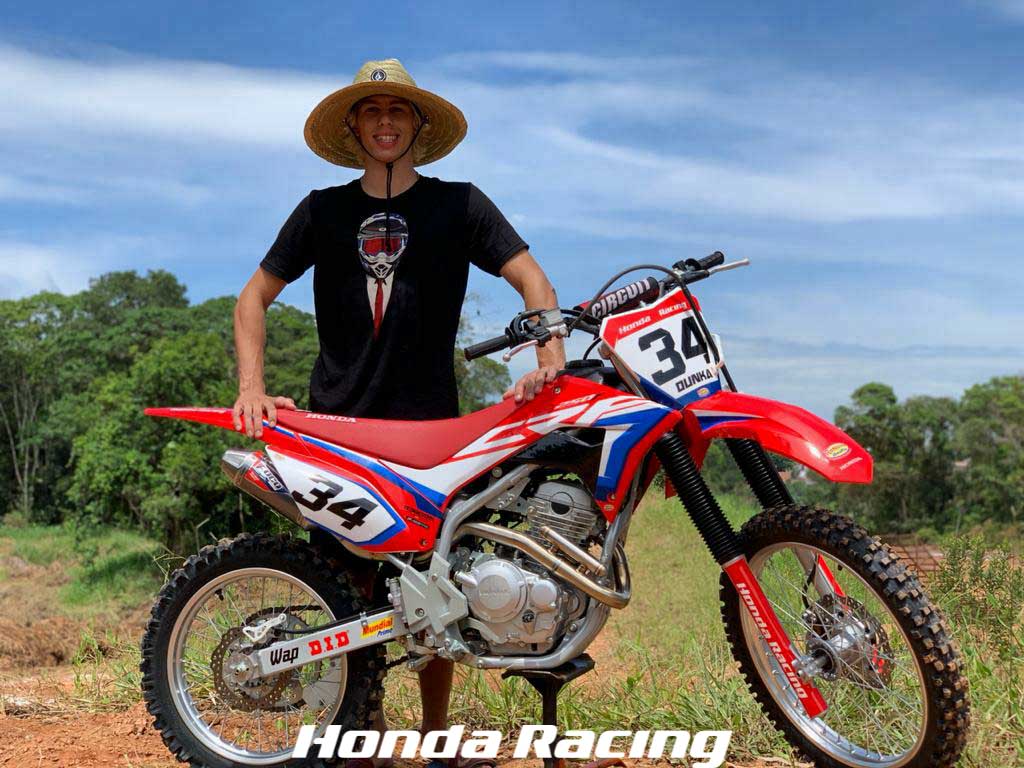 CRF Brasil | Conhe&ccedil;a a hist&oacute;ria da 250F do Lucas Dunka