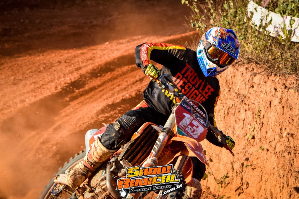 Curso de pilotagem Leandro Silva #14 na GV Racing Park