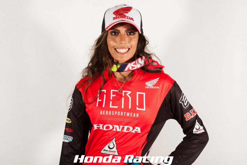 Perfil Honda Racing Rider | B&aacute;rbara Neves