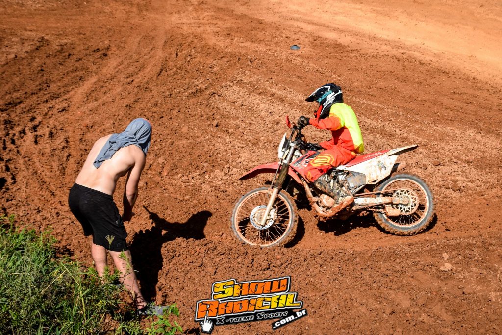 Curso de pilotagem Leandro Silva #14 na GV Racing Park