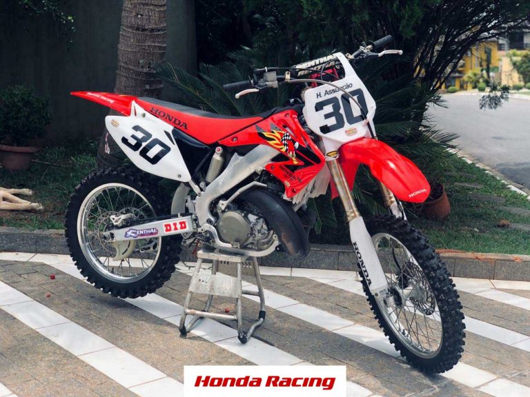 Ficha Técnica Honda Racing | CR 250cc do Hector Assunção #30
