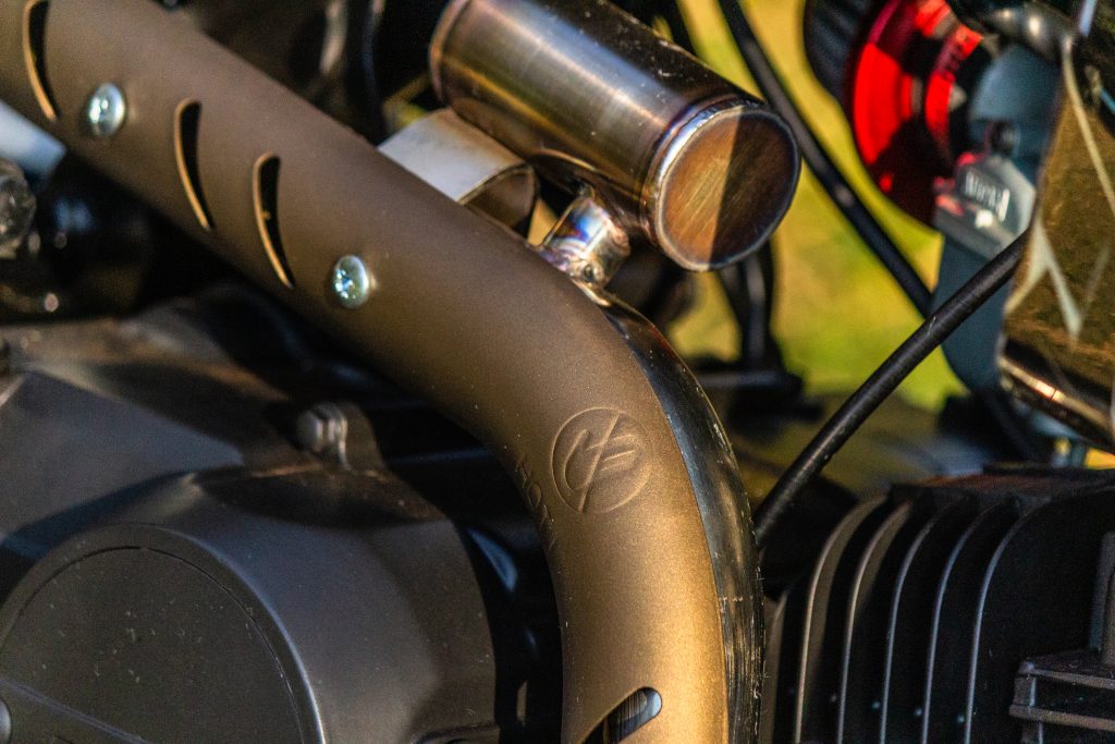 Projeto de Customiza&ccedil;&atilde;o YZF 450 e MXF 125 do piloto de Freestyle Motocross Tat&aacute; Mello