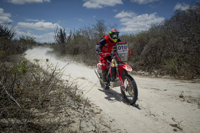 Honda Racing: Com Tunico Maciel na liderança das motos, Rally RN 1500 parte para a última etapa
