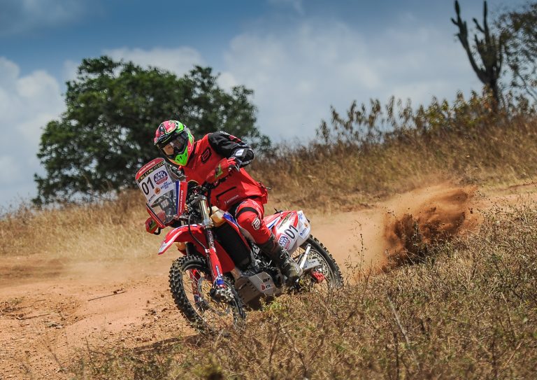 Tunico Maciel vence primeiro dia do Rally RN 1500