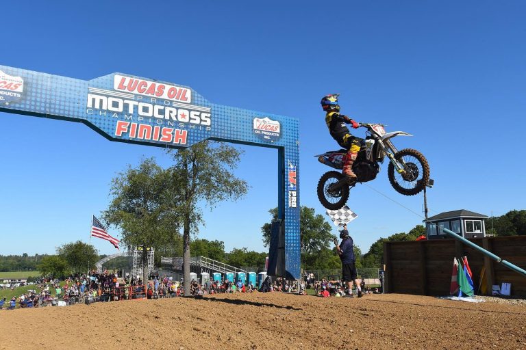 AMA Motocross: Zach Osborne e Jeremy Martin vencem em Red Bud