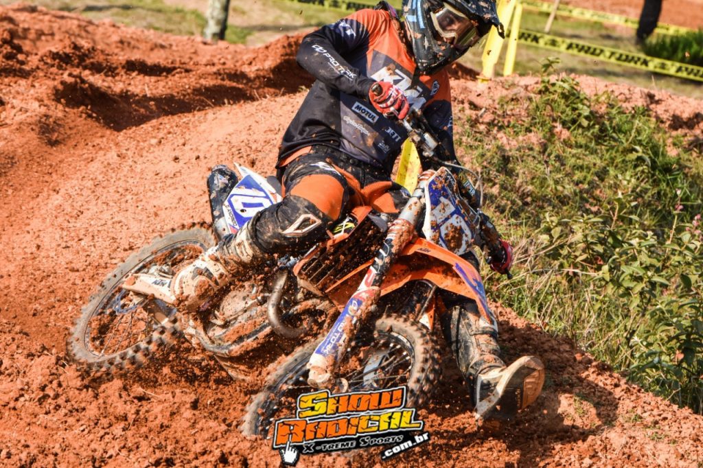 Disputas entre jovens pilotos d&atilde;o o tom no Campeonato Brasileiro de Motocross