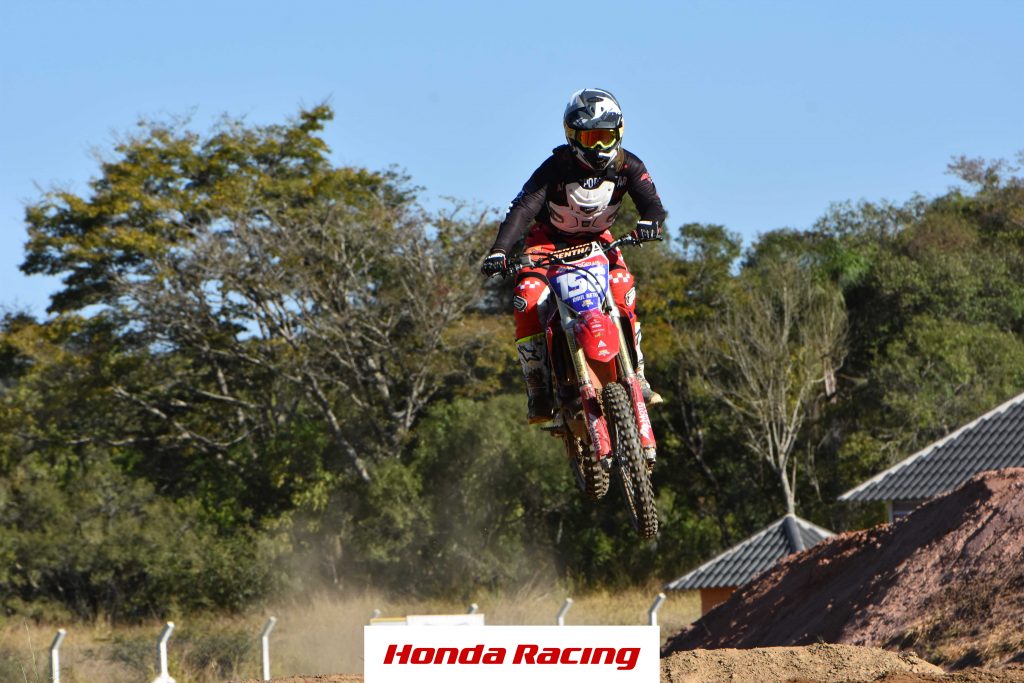 Destaque Amador Honda Racing| Raul Mendon&ccedil;a #156 piloto MotoGerais