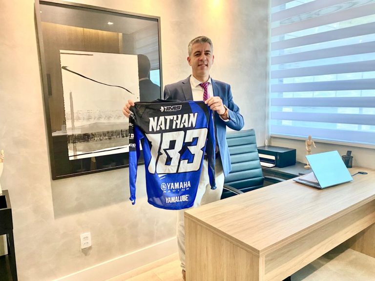 Dr. Thiago Martins, operando o Tallys Nathan #183