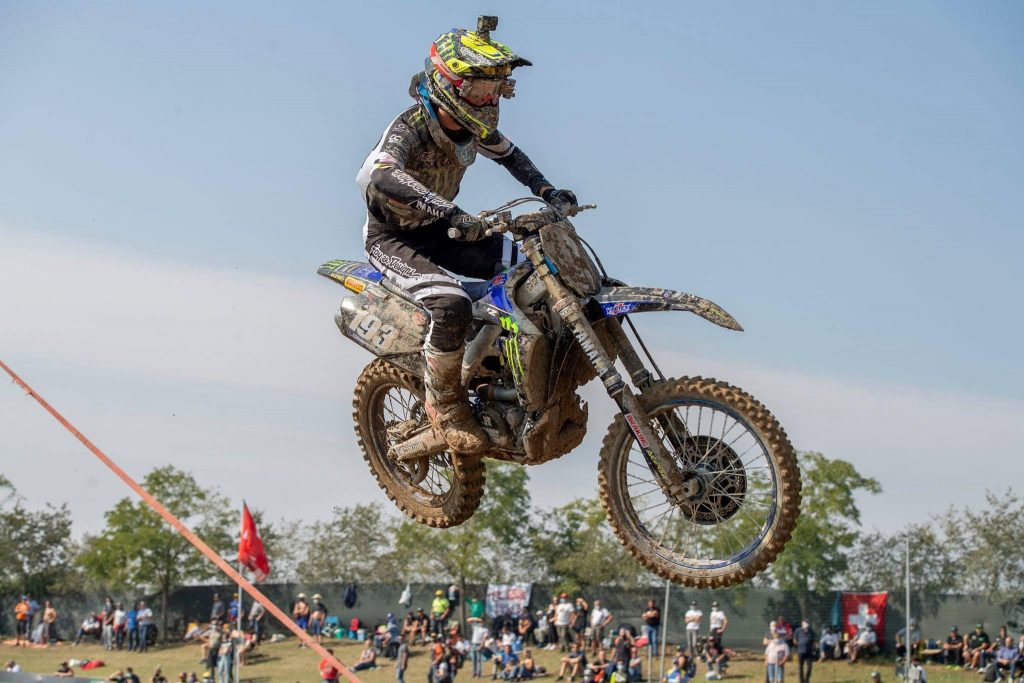 Mundial de Motocross: Tim Gajser e Jago Geerts vencem o GP da Europa