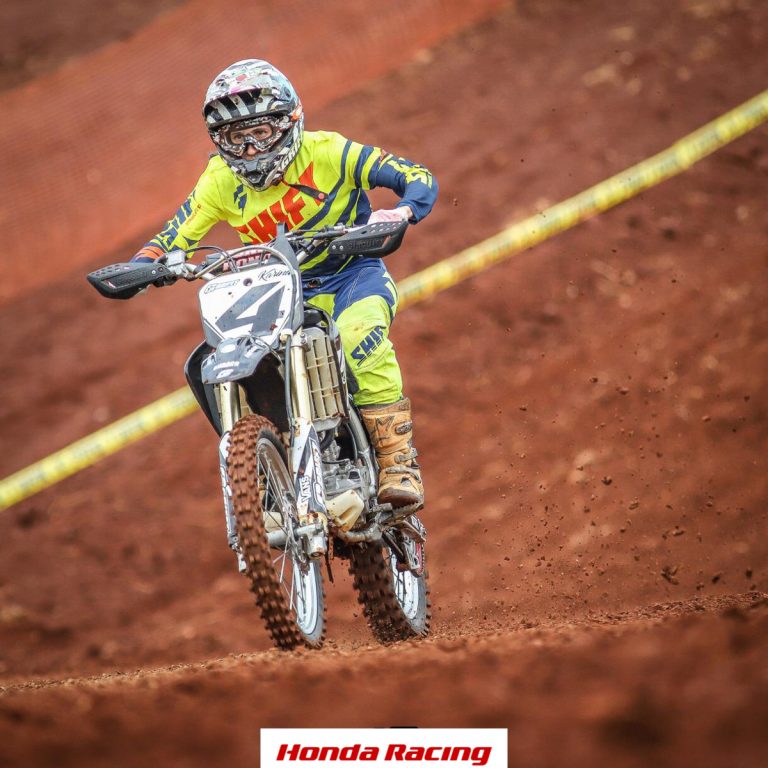 Destaque Amador Honda Racing | Conheça a história de Karina e Paola