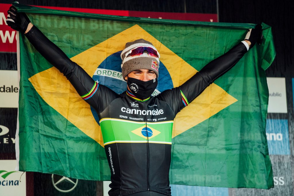 Com transmiss&atilde;o ao vivo, Avancini compete no Brasil ap&oacute;s se tornar l&iacute;der do ranking mundial