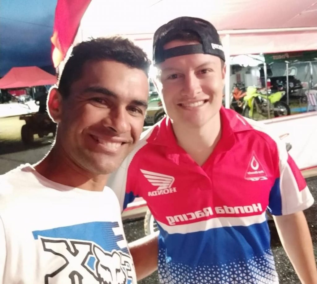 Ajude o tratamento de Diego Juli&atilde;o #41 concorrendo a uma prepara&ccedil;&atilde;o Serginho Suspension