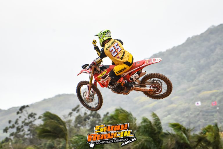 Brasileiro de Motocross AO VIVO, corridas do Domingo, clique AQUI!