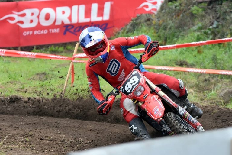 Bruno Crivilin finaliza Mundial de Enduro com medalha de bronze