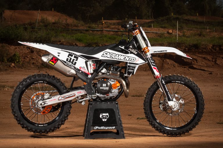 Conheça a KTM 450 SX-F de 130 Mil Reais