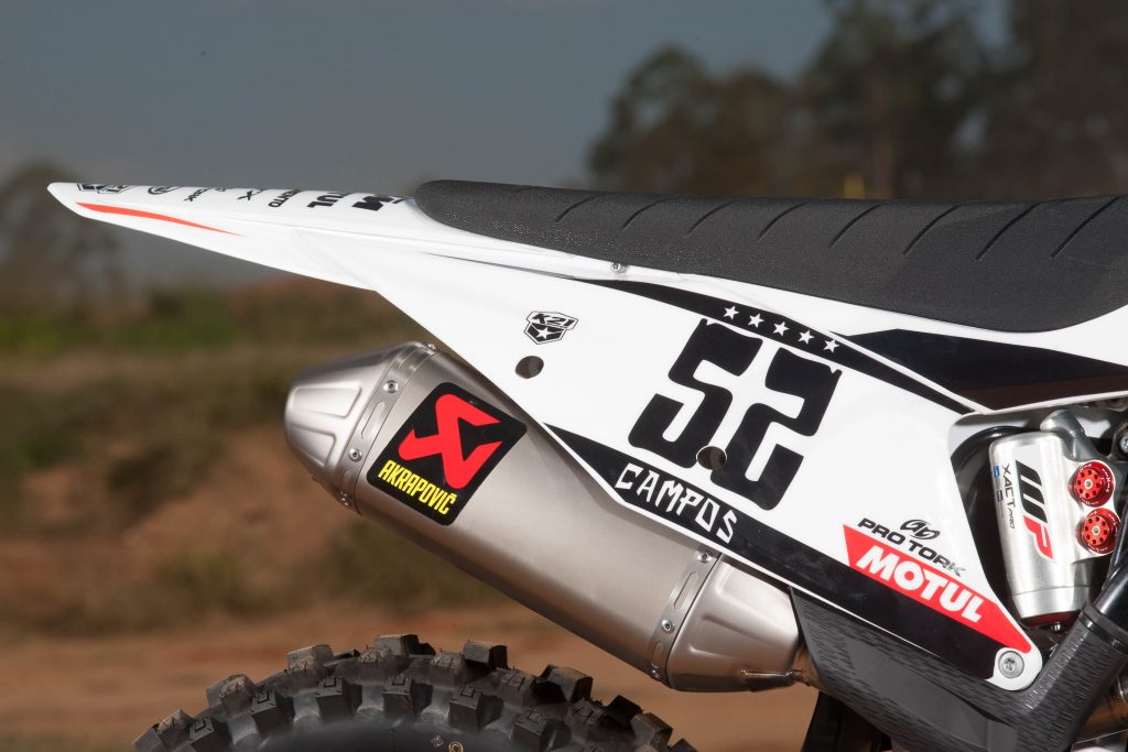 Conhe&ccedil;a a KTM 450 SX-F de 130 Mil Reais