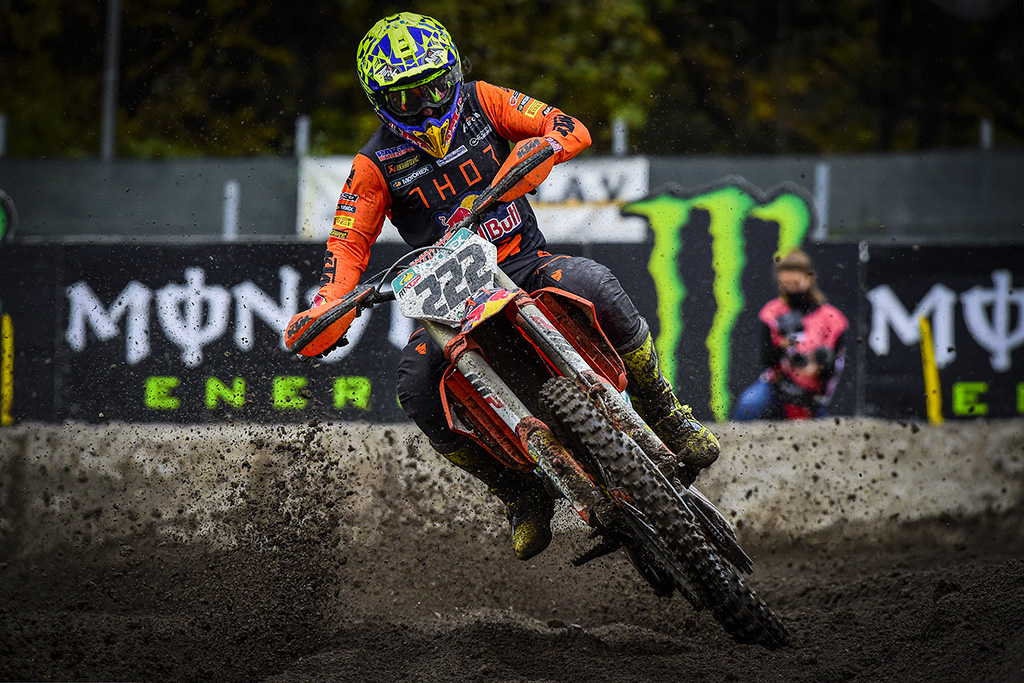Mundial de Motocross Antonio Cairoli e Jago Geerts vencem GP de