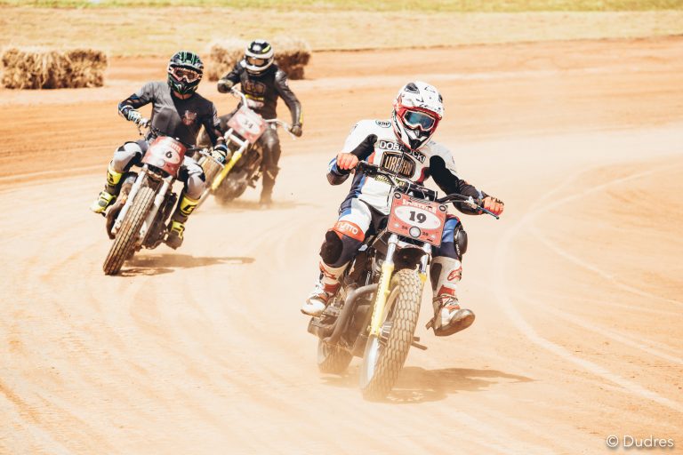 “On Track”, competição online oficial da Liga Brasileira de Flat Track, reuniu mais de 20 mil espectadores e trouxe marcos históricos para o motociclismo brasileiro