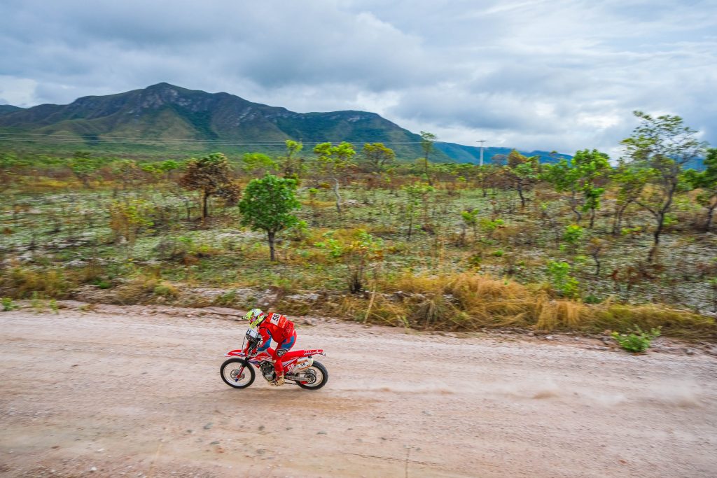 Honda Racing: Tunico Maciel vence quarta etapa do Sert&otilde;es 2020 nas motos
