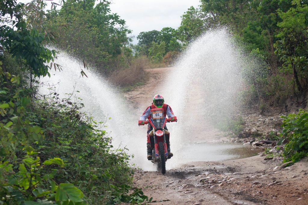 Honda Racing: Tunico Maciel vence quarta etapa do Sert&otilde;es 2020 nas motos