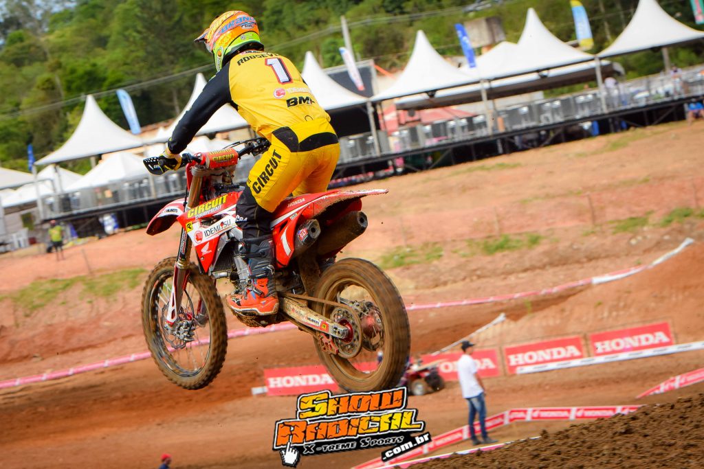Brasileiro de Motocross: Confira os resultados das corridas desse s&aacute;bado em Apia&iacute;