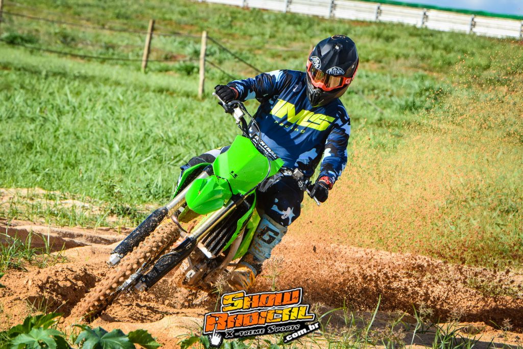 Test Ride Show Radical na linha 2021 da Kawasaki Brasil