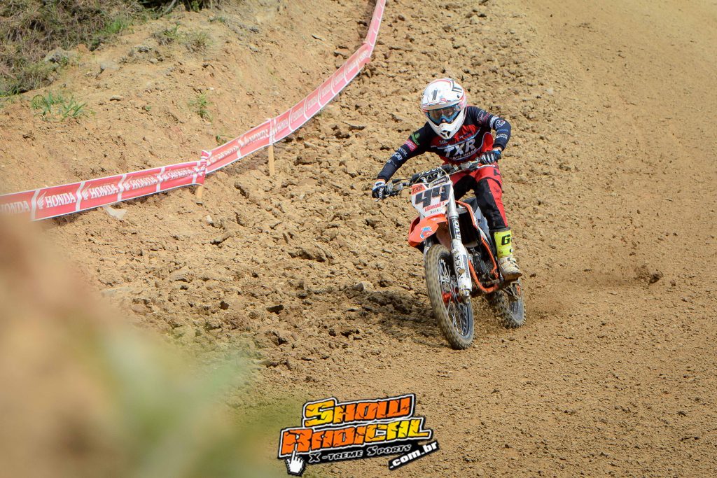 Brasileiro de Motocross: Confira os resultados das corridas desse s&aacute;bado em Apia&iacute;