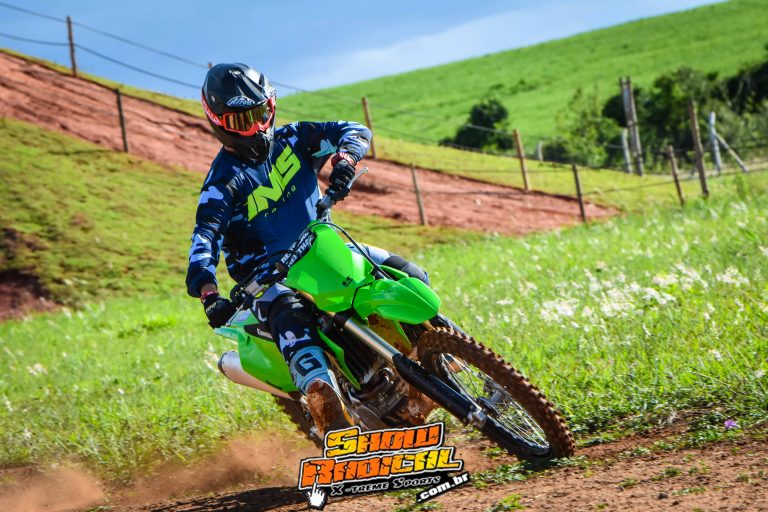 Test Ride Show Radical na linha 2021 da Kawasaki Brasil