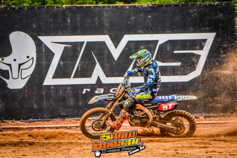 Brasileiro de Motocross AO VIVO, corridas do domingo