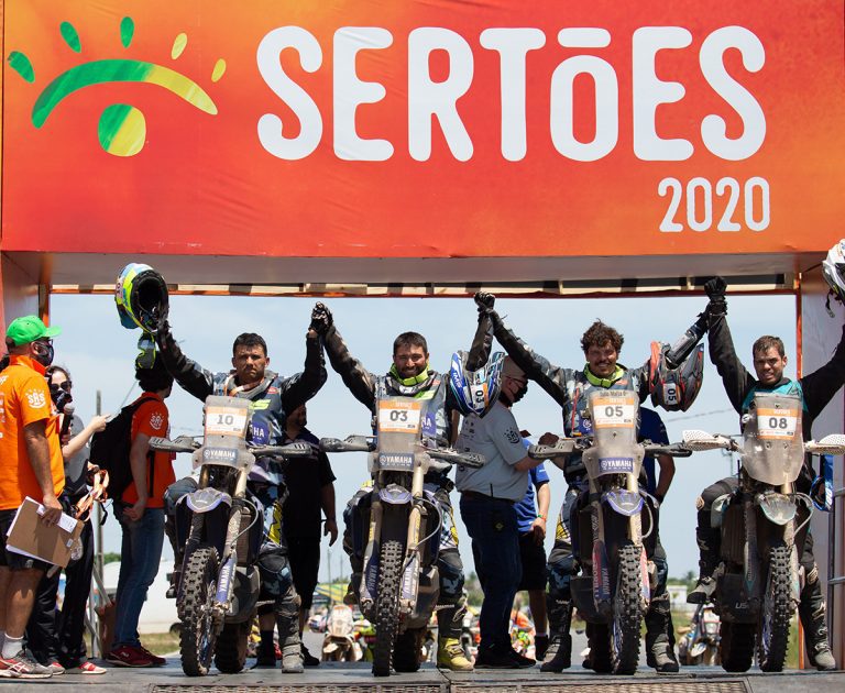 Yamaha é campeã do Sertões 2020 com Ricardo Martins