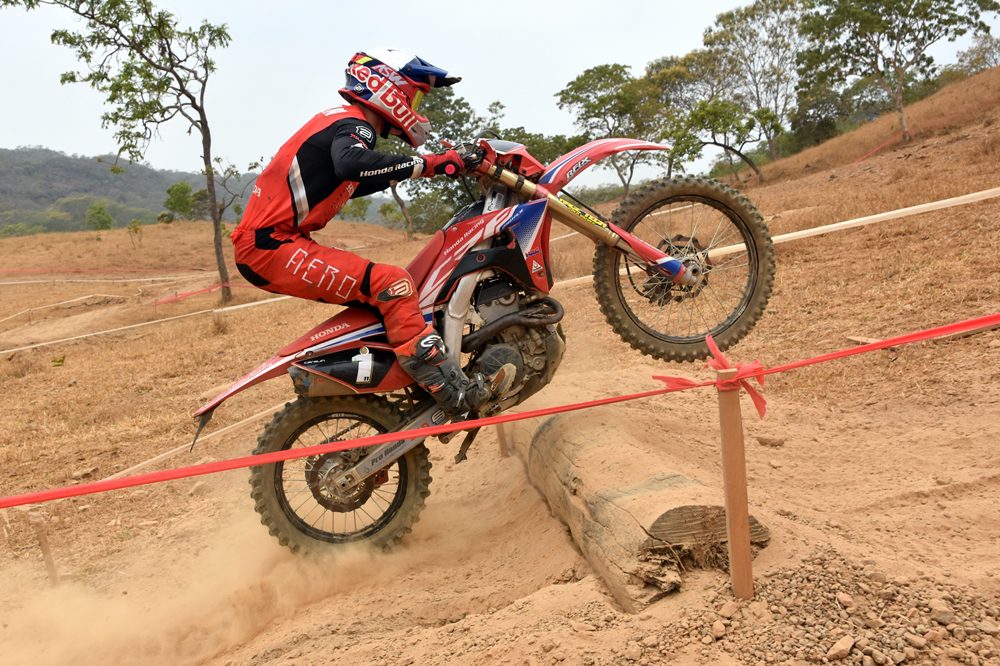 Honda Racing busca t&iacute;tulos nas principais categorias do Brasileiro de Enduro