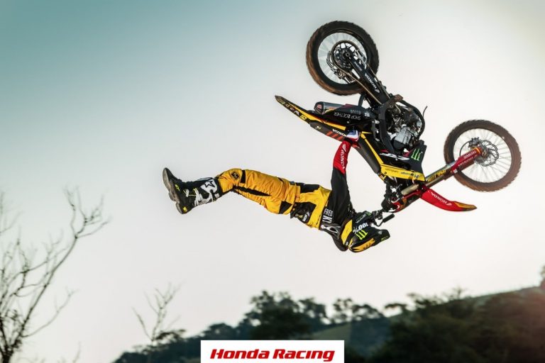 Fred Kyrillos garante o 1º lugar na etapa classificatória do Duelo de Motos