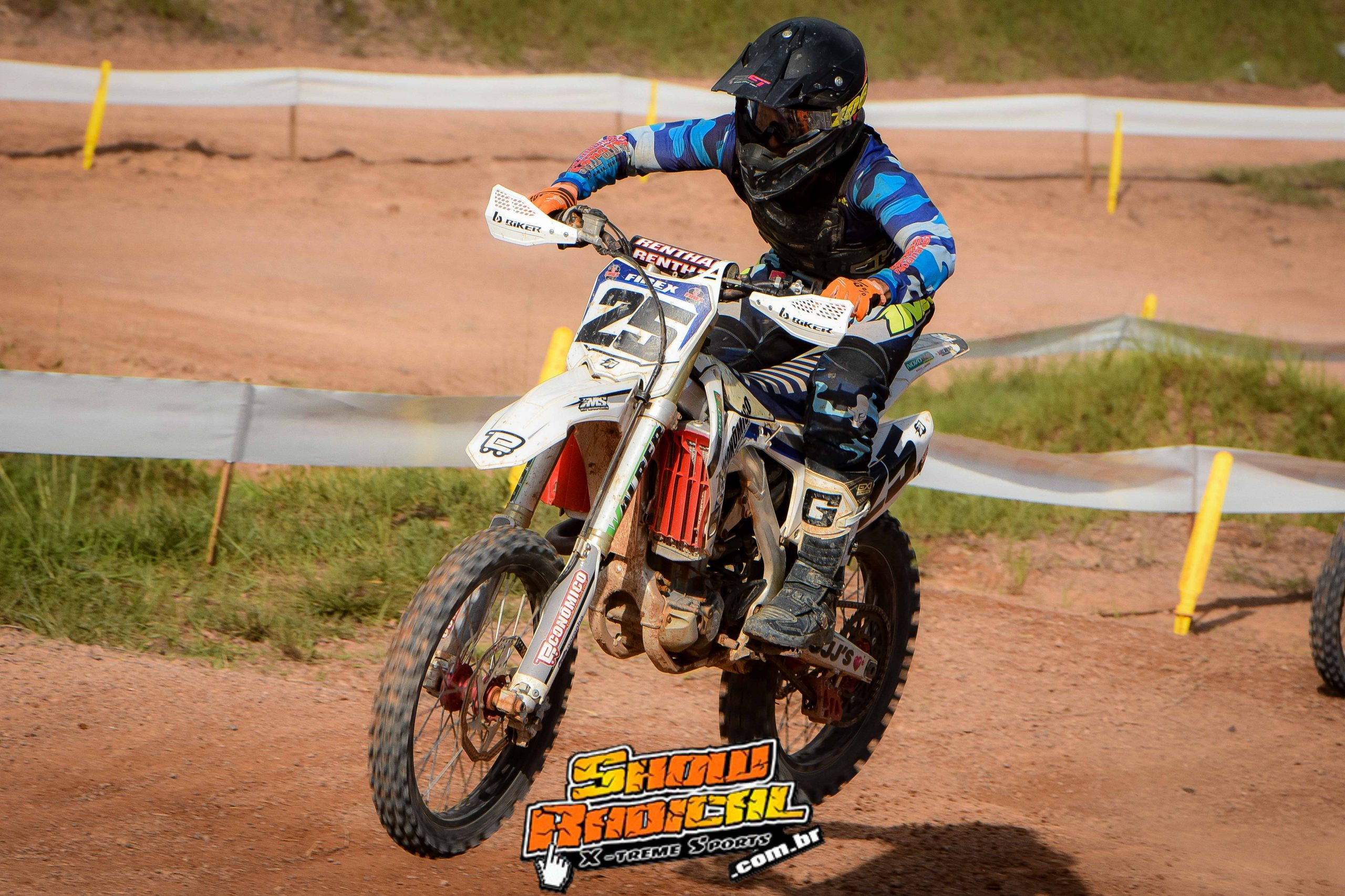 Primeiro dia da 5&ordf; edi&ccedil;&atilde;o da Copa VitaNat de Motocross