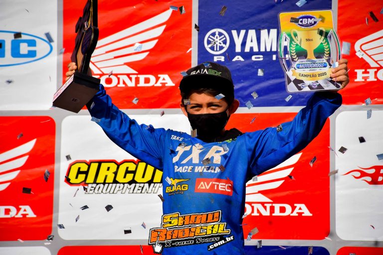 Zion Berchtold é o novo campeão Brasileiro de Motocross da 50cc
