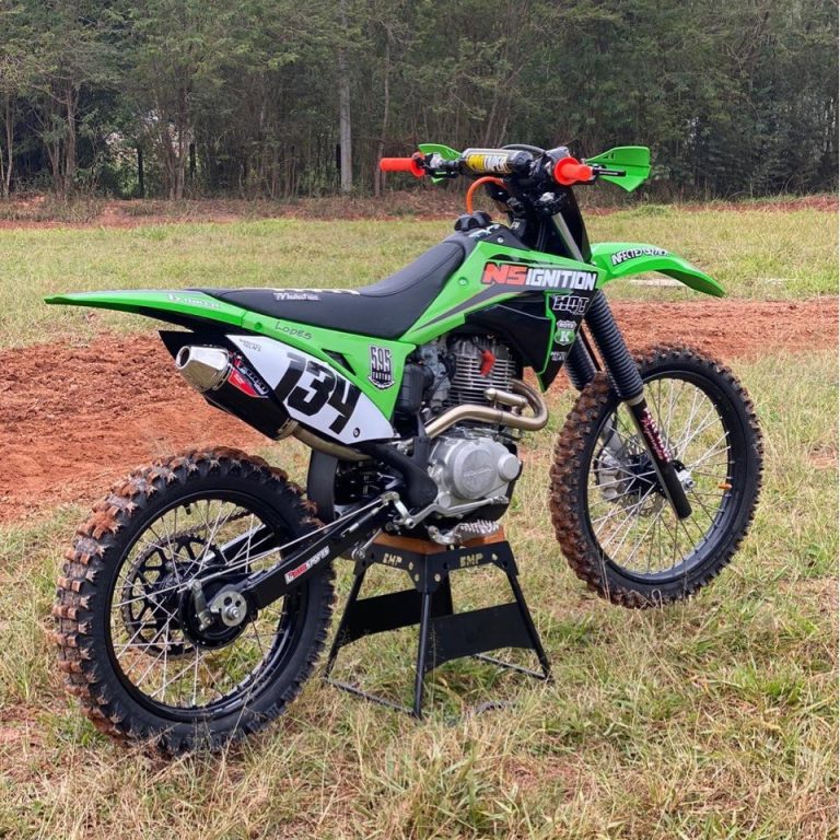 Caio Lopes #134, sorteia a sua 230cc campeã Brasileira de MX