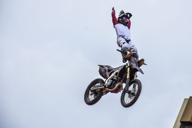 Após conquistar o vice-campeonato brasileiro de Flat Track, Marcelo Simões retorna ao Freestyle Motocross no Duelo de Motos